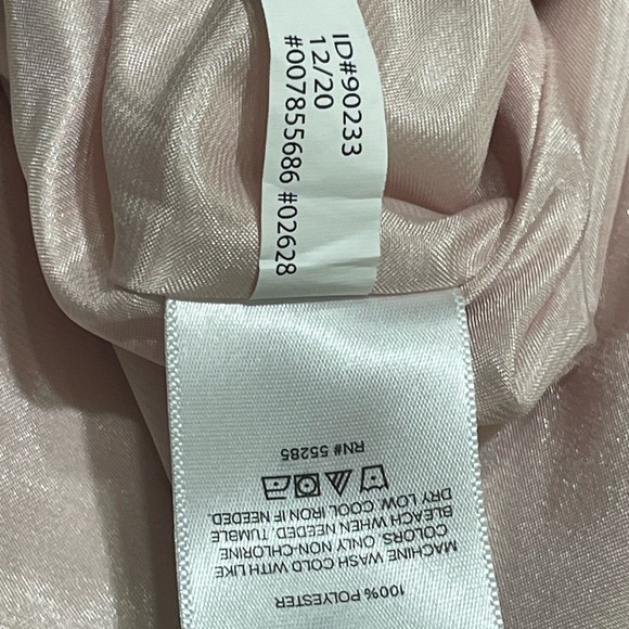 Express Soft Pink Dress Fully Lined. Soft Flowing, Just Beautiful In Person. - Picture 6 of 8